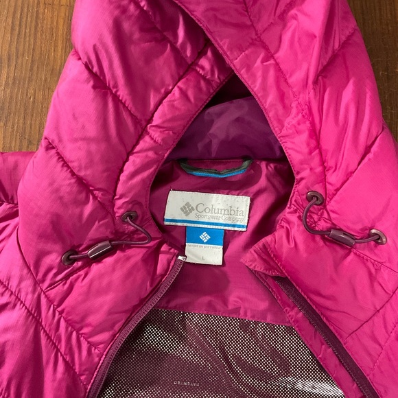 Lightweight Columbia zip up puffer jacket - Picture 5 of 11